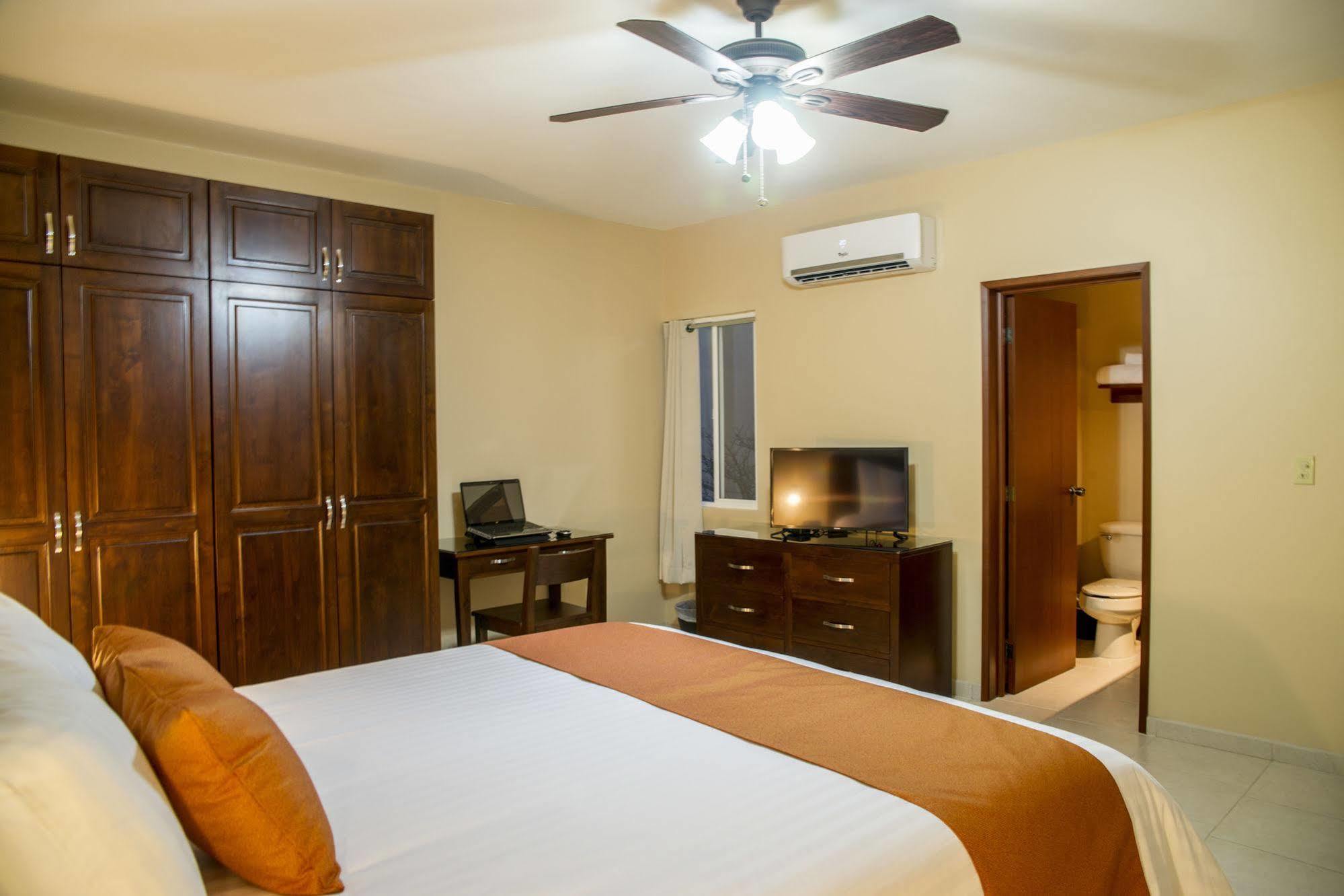 Bugambilias Suites 洛雷托 外观 照片